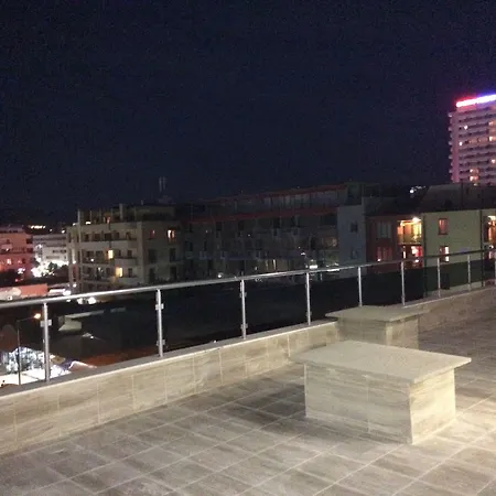 Palm Deluxe Апарт-отель