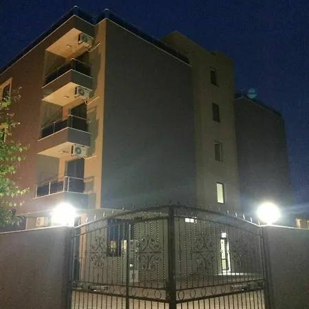 Palm Deluxe 4* 써니비치