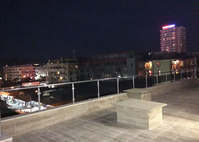 Palm Deluxe Apartmanhotel