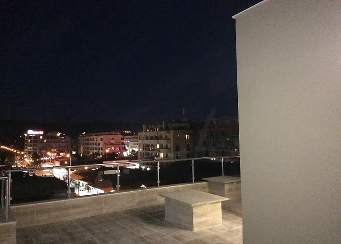 Palm Deluxe Studios 4*