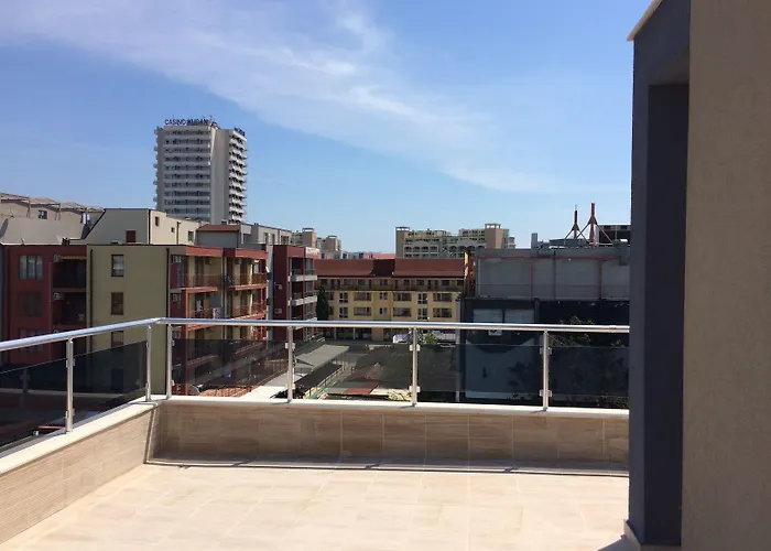 Palm Deluxe 4* Slăntjev Brjag